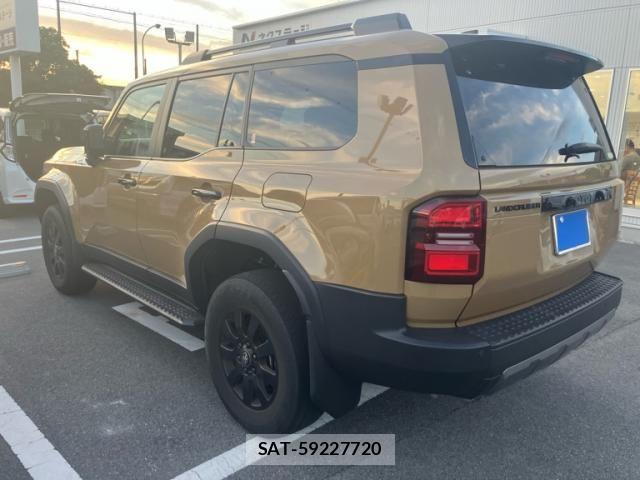 Toyota Land Cruiser 250 2024-07 8659747-3