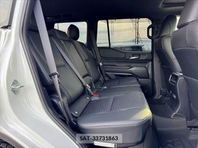 Toyota Land Cruiser 250 2025-08 8659753-19