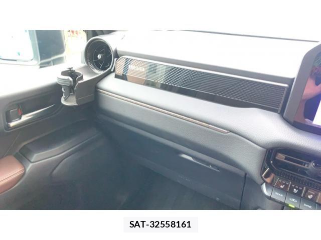 Toyota Land Cruiser 250 2024-07 8685792-25