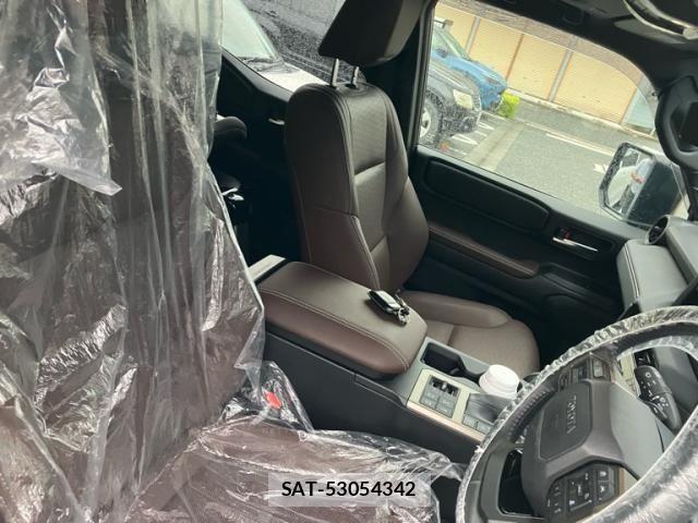 Toyota Land Cruiser 250 2024-08 8685790-11