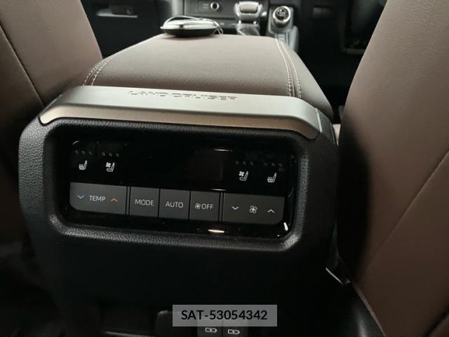 Toyota Land Cruiser 250 2024-08 8685790-13