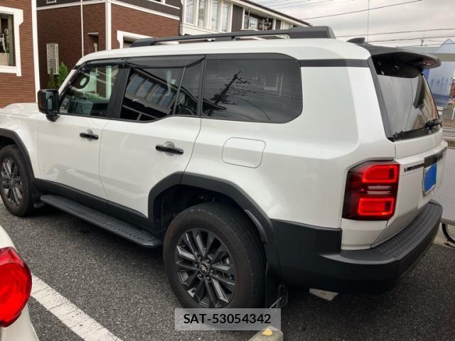 Toyota Land Cruiser 250 2024-08 8685790-1