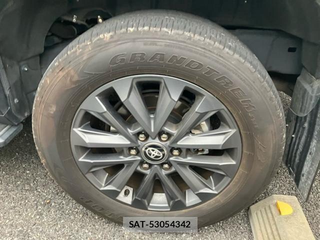 Toyota Land Cruiser 250 2024-08 8685790-4