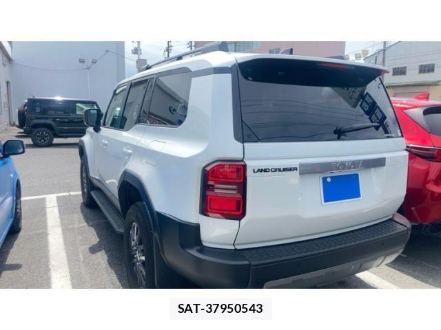 Toyota Land Cruiser 250 2025-02 8743132-3