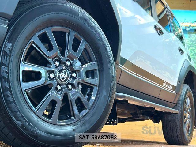 Toyota Land Cruiser 250 2025-01 8743120-14