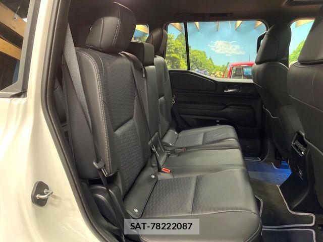 Toyota Land Cruiser 250 2025-09 8743129-9