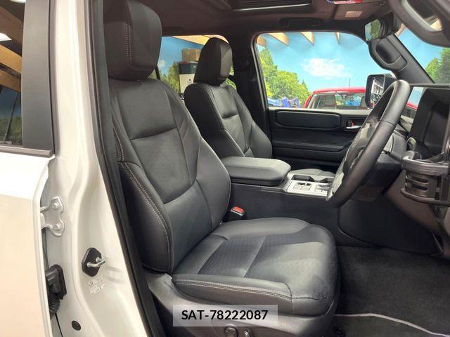 Toyota Land Cruiser 250 2025-09 8743129-8