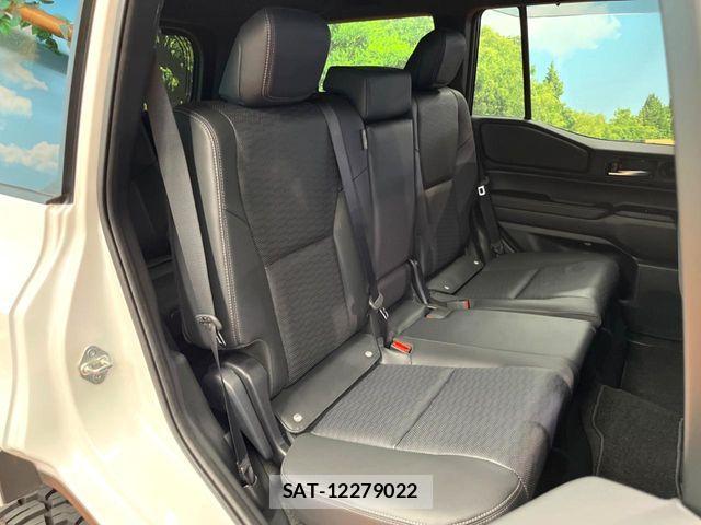 Toyota Land Cruiser 250 2025-05 8743117-10