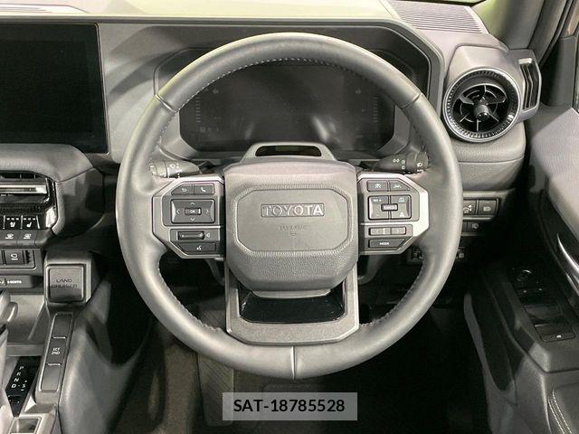Toyota Land Cruiser 250 2025-06 8780739-12