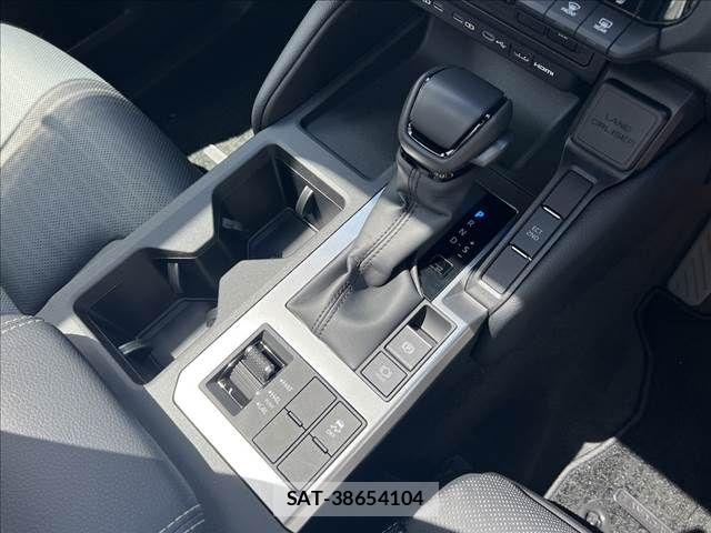 Toyota Land Cruiser 250 2025-08 8780737-18