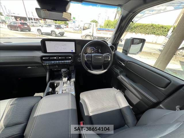 Toyota Land Cruiser 250 2025-08 8780737-27