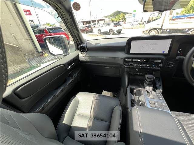 Toyota Land Cruiser 250 2025-08 8780737-28