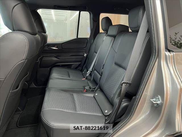 Toyota Land Cruiser 250 2025-01 8796348-18