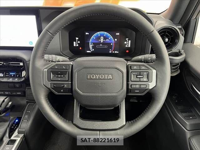 Toyota Land Cruiser 250 2025-01 8796348-26