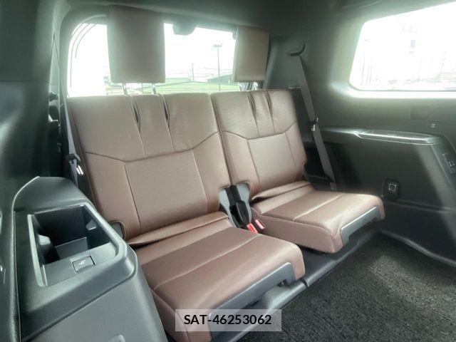 Toyota Land Cruiser 250 2024-06 8796342-9