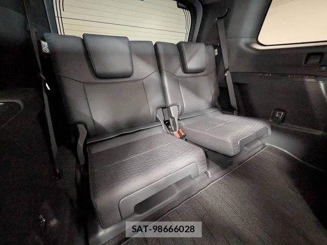 Toyota Land Cruiser 250 2024-09 8796349-11
