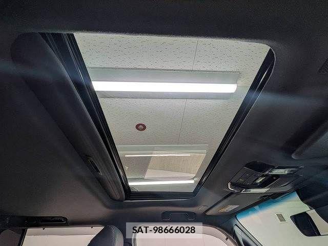 Toyota Land Cruiser 250 2024-09 8796349-4