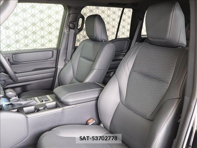 Toyota Land Cruiser 250 2025-07 8796351-12