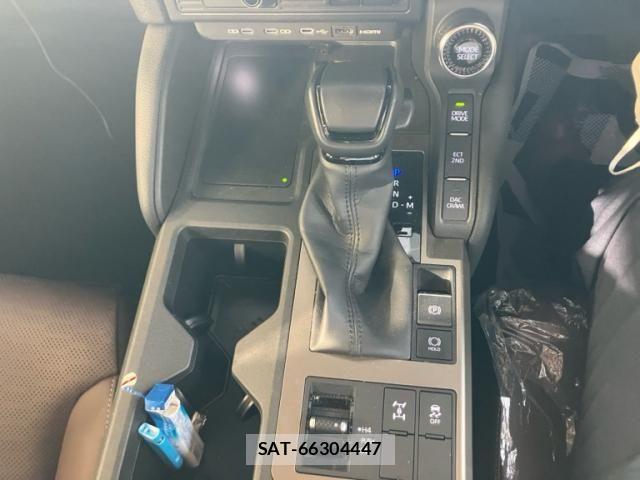 Toyota Land Cruiser 250 2024-07 8829748-24