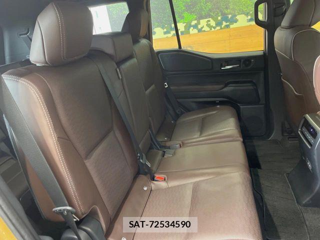 Toyota Land Cruiser 250 2024-06 8849487-7