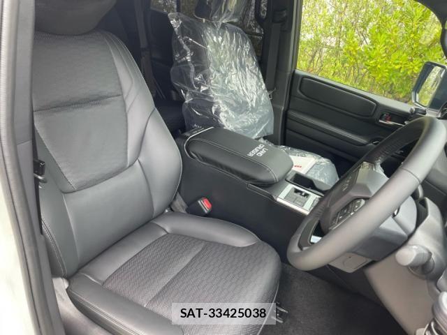 Toyota Land Cruiser 250 2025-01 8849493-10