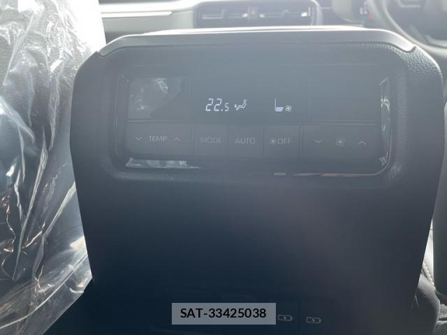 Toyota Land Cruiser 250 2025-01 8849493-15