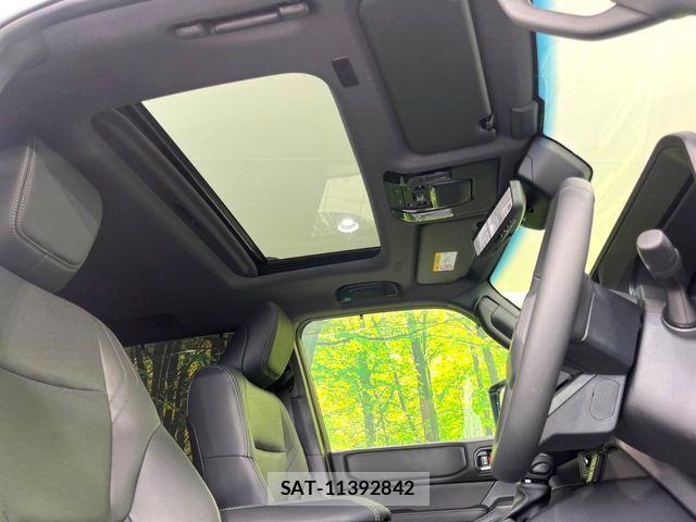 Toyota Land Cruiser 250 2025-05 8849490-2
