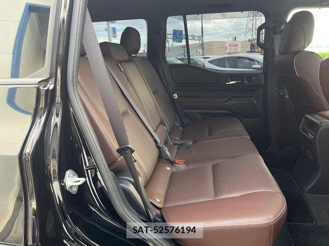 Toyota Land Cruiser 250 2024-07 8871273-8