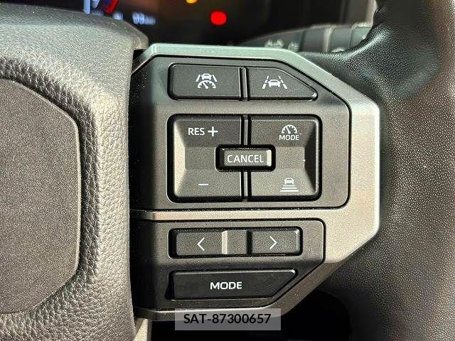Toyota Land Cruiser 250 2024-08 8871281-8