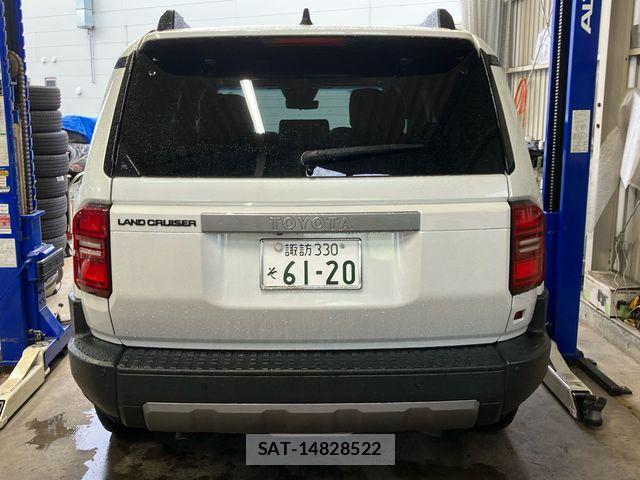 Toyota Land Cruiser 250 2024-07 8880337-3