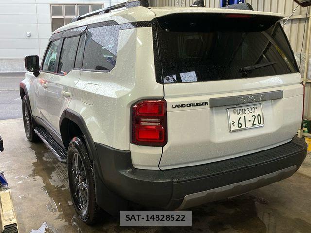 Toyota Land Cruiser 250 2024-07 8880337-4