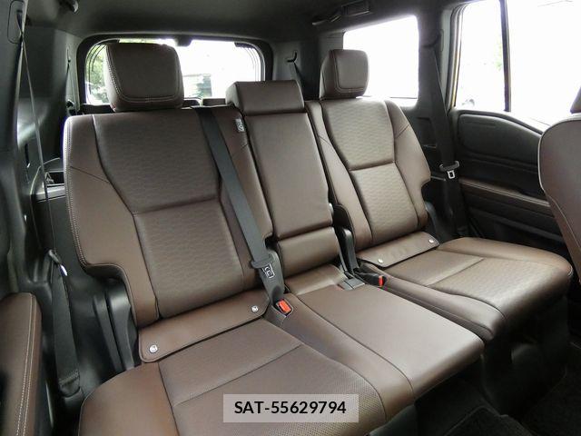 Toyota Land Cruiser 250 2024-07 8880342-22