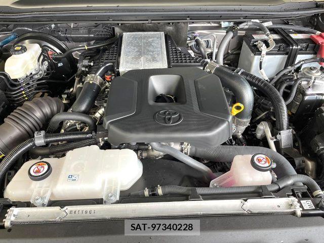 Toyota Land Cruiser 250 2025-12 8880331-17