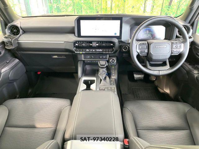 Toyota Land Cruiser 250 2025-12 8880331-1