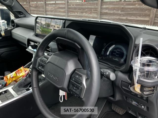 Toyota Land Cruiser 250 2025-11 8880340-11
