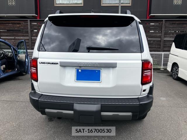 Toyota Land Cruiser 250 2025-11 8880340-3