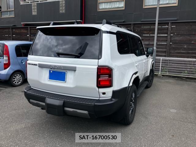 Toyota Land Cruiser 250 2025-11 8880340-4