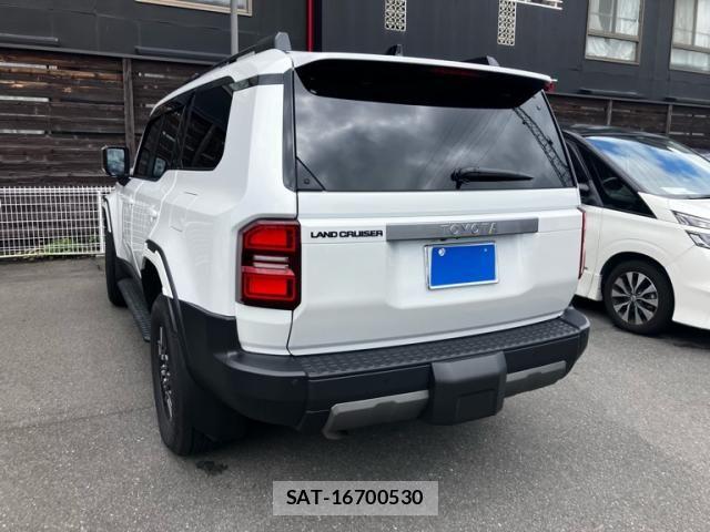 Toyota Land Cruiser 250 2025-11 8880340-5