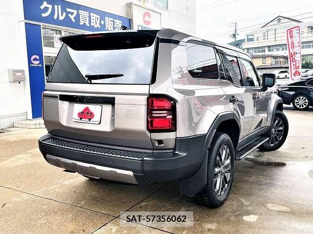 Toyota Land Cruiser 250 2025-04 8880327-2