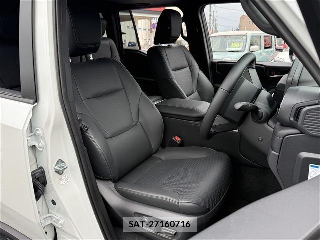 Toyota Land Cruiser 250 2025-09 8880334-24