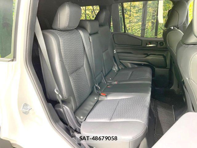 Toyota Land Cruiser 250 2024-09 8880335-9