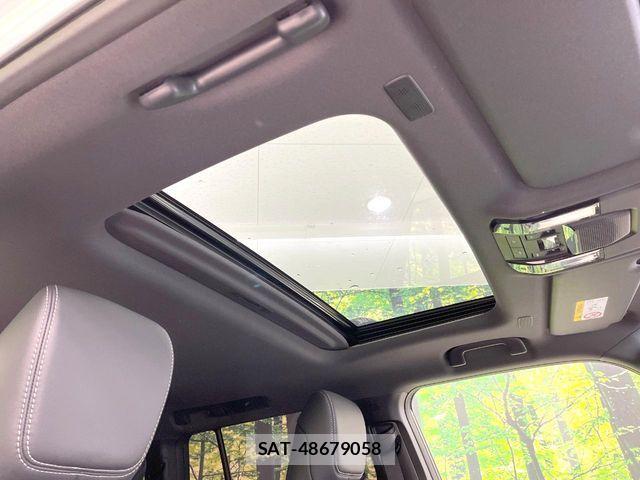 Toyota Land Cruiser 250 2024-09 8880335-2