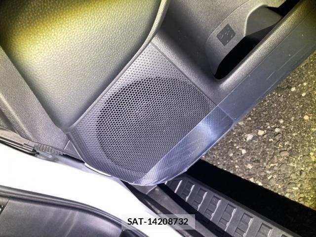 Toyota Land Cruiser 250 2025-02 8880339-25