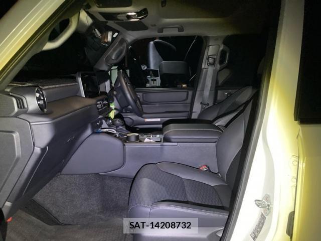 Toyota Land Cruiser 250 2025-02 8880339-7
