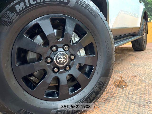 Toyota Land Cruiser 250 2024-06 8880336-15