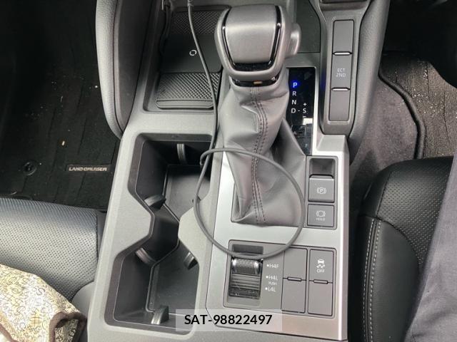 Toyota Land Cruiser 250 2025-02 8880349-17