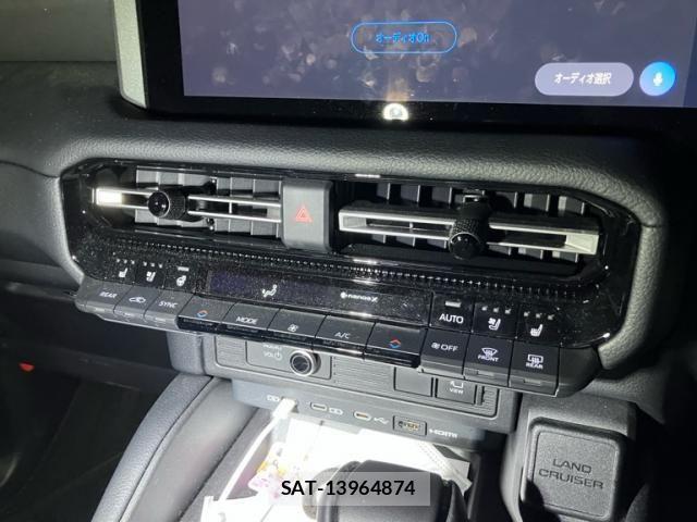 Toyota Land Cruiser 250 2025-04 8880350-13