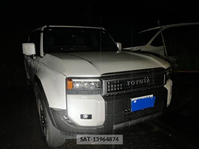 Toyota Land Cruiser 250 2025-04 8880350-1