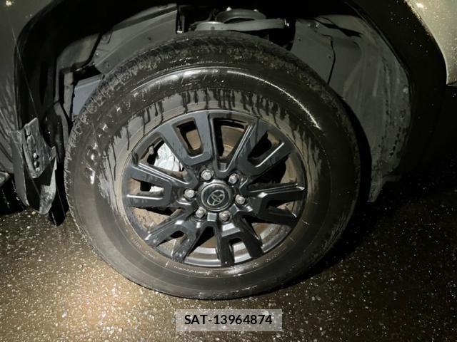Toyota Land Cruiser 250 2025-04 8880350-3