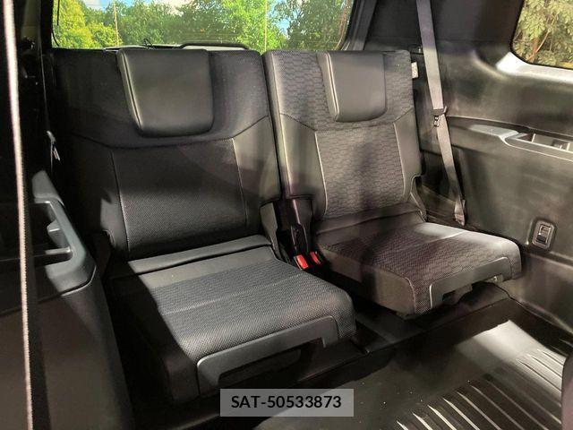 Toyota Land Cruiser 250 2025-09 8883815-9